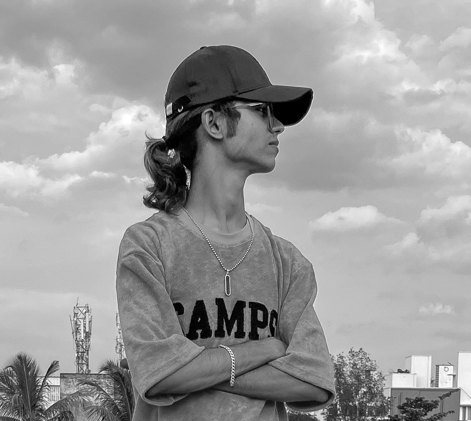Saleem Snapping - Wildlife Photographer